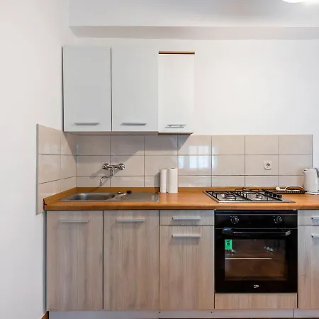 Renovated With Panoramic View Of The Old Town 1 Km From The Sea *