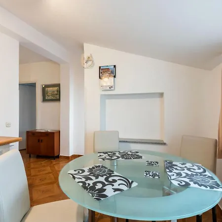 Renovated With Panoramic View Of The Old Town 1 Km From The Sea Appartement *