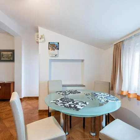 Renovated With Panoramic View Of The Old Town 1 Km From The Sea *