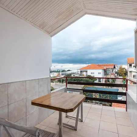 Renovated With Panoramic View Of The Old Town 1 Km From The Sea Zadar